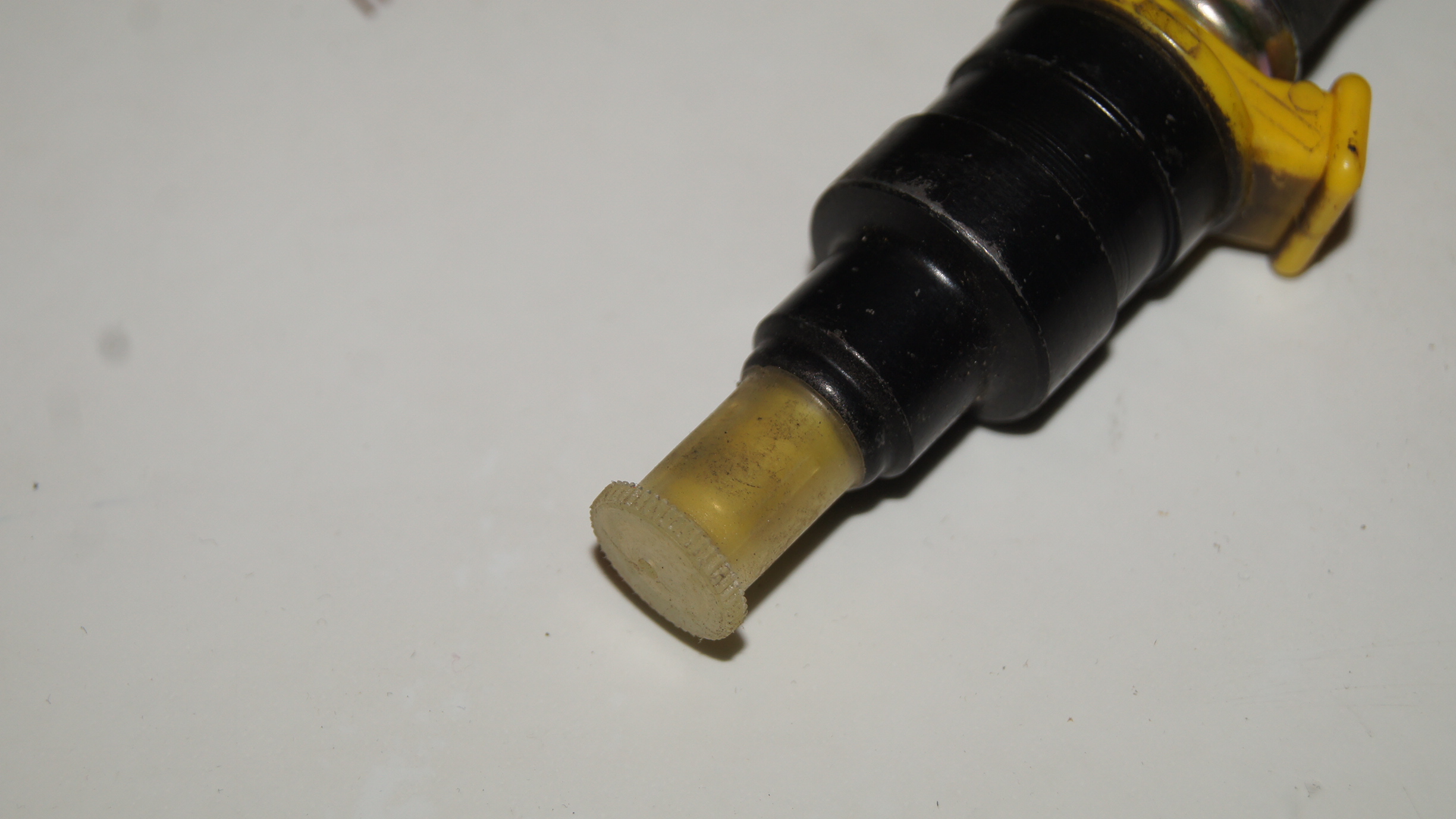 M116 3.5 injector nozzle Bosch M116 3.5 injector nozzle Bosch