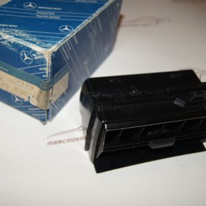 W126 right vent panel Genuine Mercedes Part