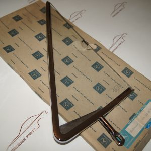 W108 W109 right ventilator window NEW NOS Genuine Mercedes Part W108 W109 right ventilator window NEW NOS Genuine Mercedes Part