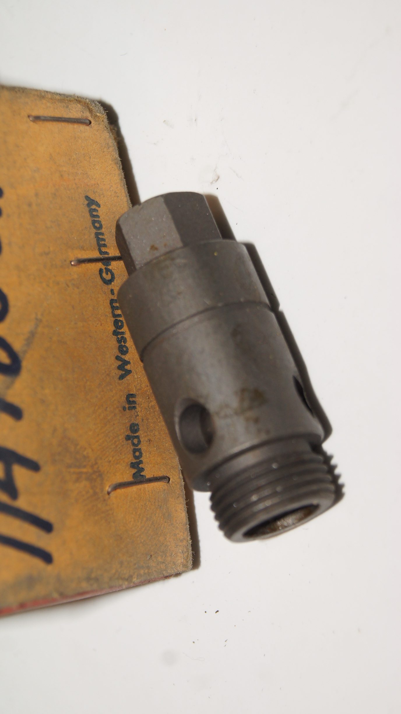 A1141800115 M114 M130 M180 oil pump pressure relief valve EHB A1141800115 M114 M130 M180 oil pump pressure relief valve EHB