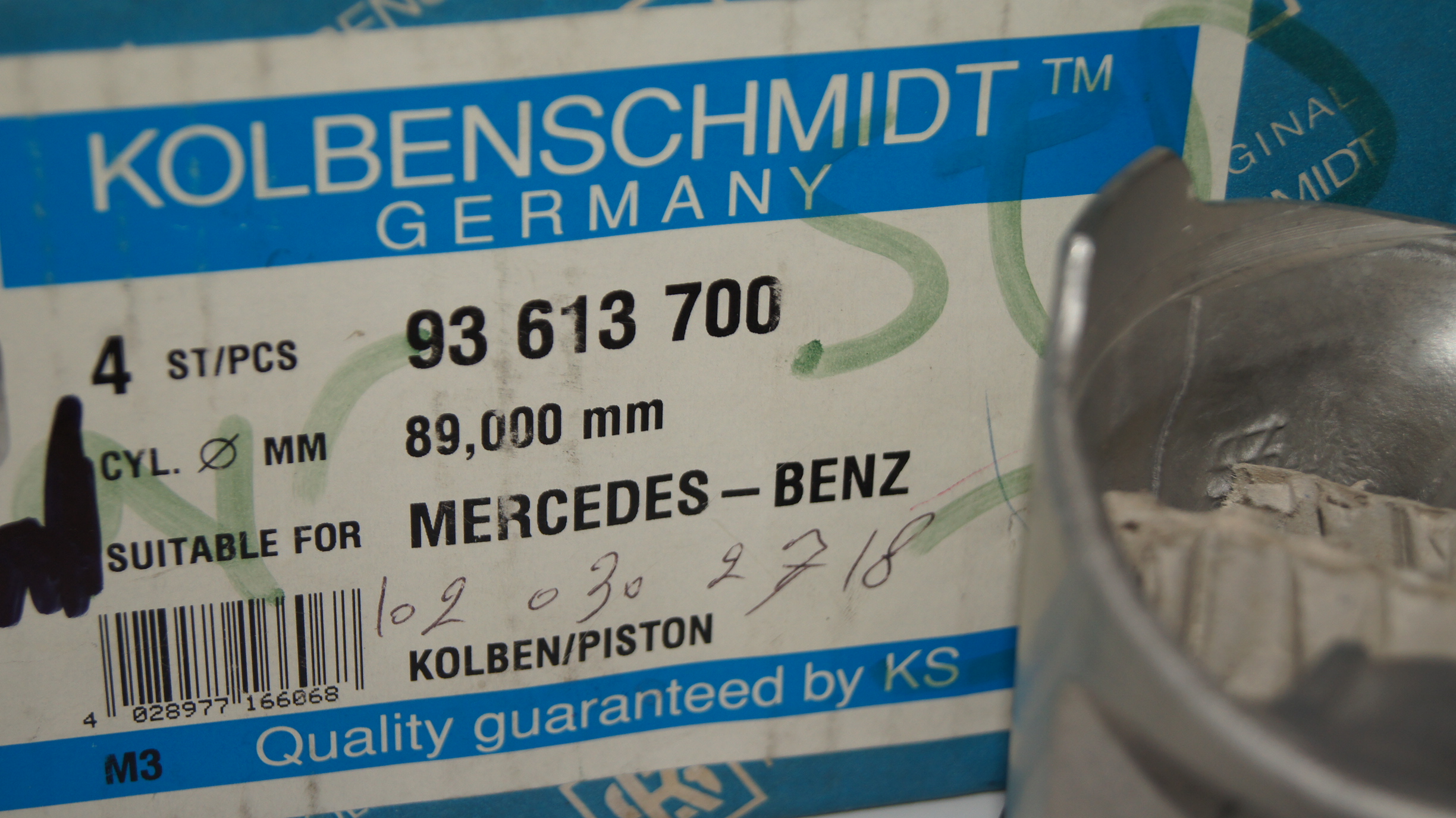 M102 920 921 961 200 89.00mm piston set (24mm pin) STD Kolbenschmidt M102 920 921 961 200 89.00mm piston set (24mm pin) STD Kolbenschmidt