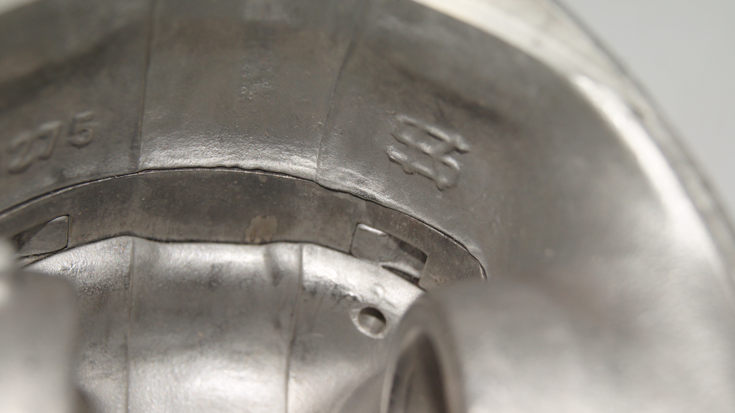 M102 920 921 961 200 89.00mm piston set (24mm pin) STD Kolbenschmidt M102 920 921 961 200 89.00mm piston set (24mm pin) STD Kolbenschmidt