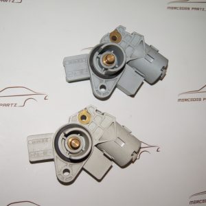 W210 battery connector Genuine Mercedes Part W210 battery connector Genuine Mercedes Part