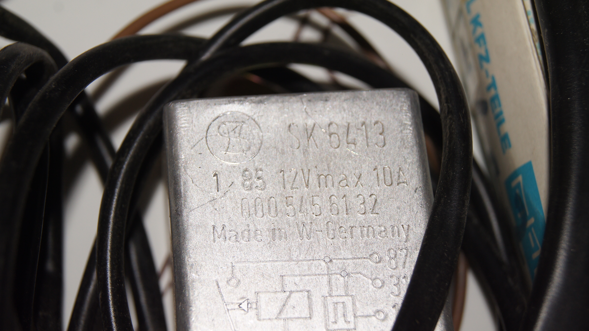 A0005456132 M115 shutoff valve repair kit Genuine Mercedes Part A0005456132 M115 shutoff valve repair kit Genuine Mercedes Part