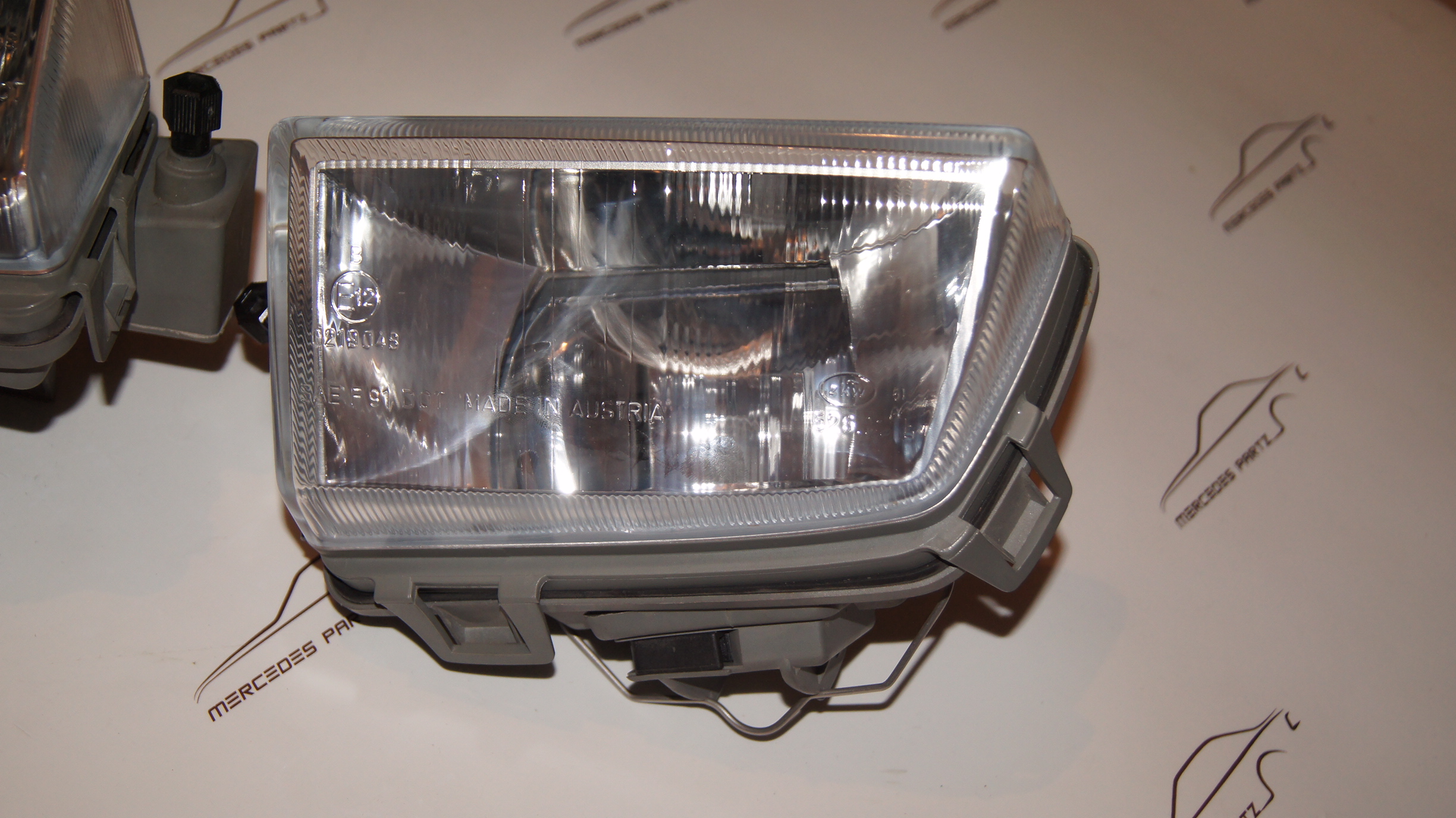 A1408201356 , A1408201456 , C140 foglamp pair