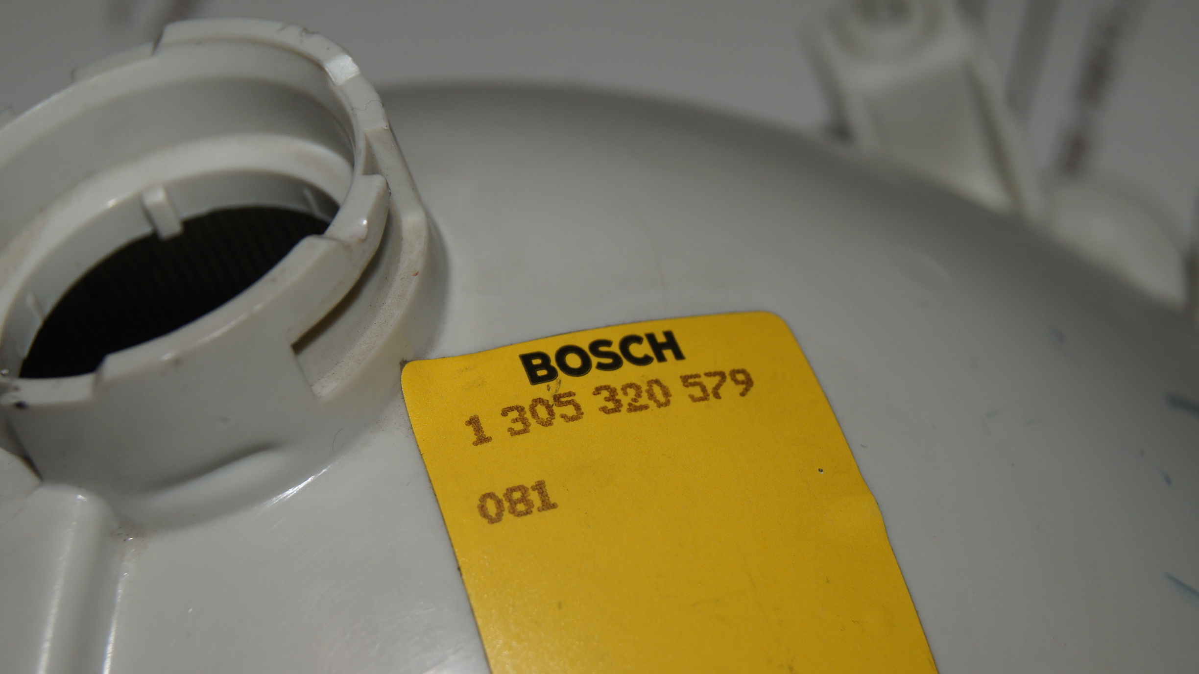 W201 US spec left headlamp lens Bosch W201 US spec left headlamp lens Bosch