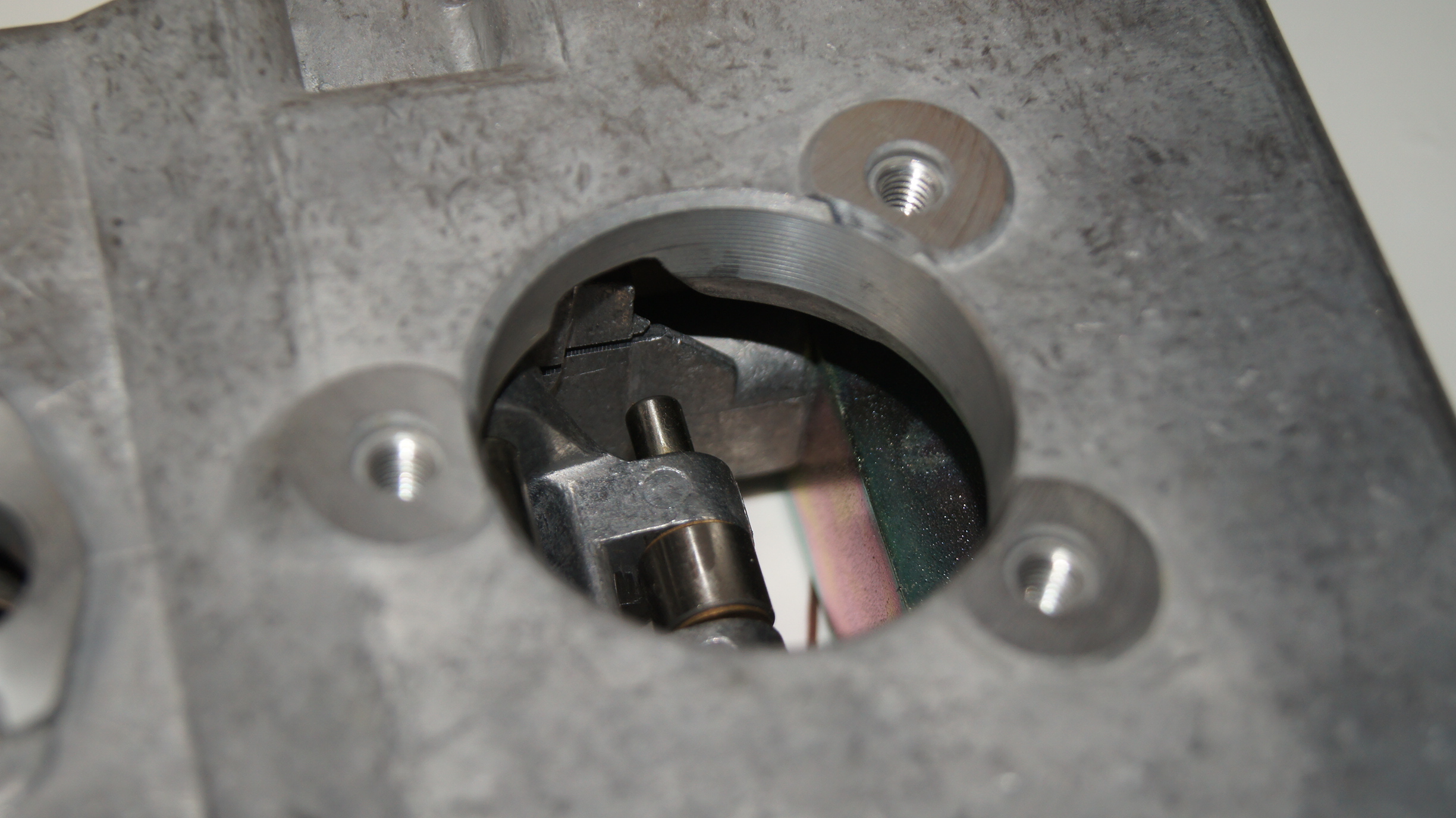 A0000740414 M116 380 960 961 M117 500 960 961 airflow meter sensor Bosch A0000740414 M116 380 960 961 M117 500 960 961 airflow meter sensor Bosch