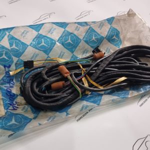 A2015403034 W201 front doors central locking closing system NEW NOS Genuine Mercedes Part A2015403034 W201 front doors central locking closing system NEW NOS Genuine Mercedes Part