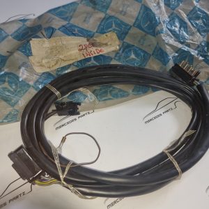 W124 seat belt tensioner wiring harness cable NEW NOS Genuine Mercedes Part W124 seat belt tensioner wiring harness cable NEW NOS Genuine Mercedes Part