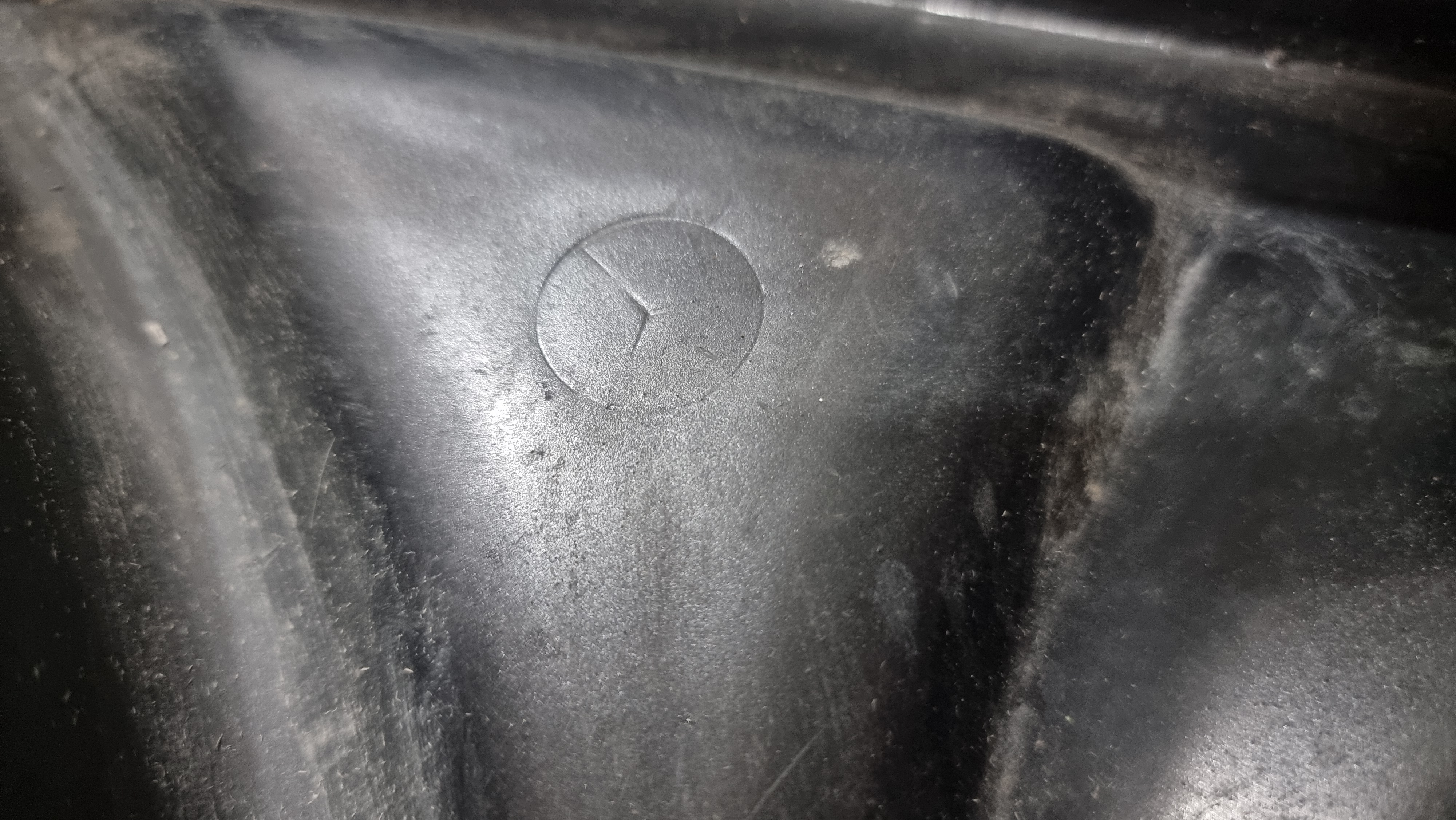 A1073301307 W107 W114 W115 transverse control arm bottom right NOS Genuine Mercedes Part A1073301307 W107 W114 W115 transverse control arm bottom right NOS Genuine Mercedes Part