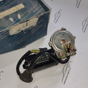 R129 windshield wiper motor Genuine Mercedes Part