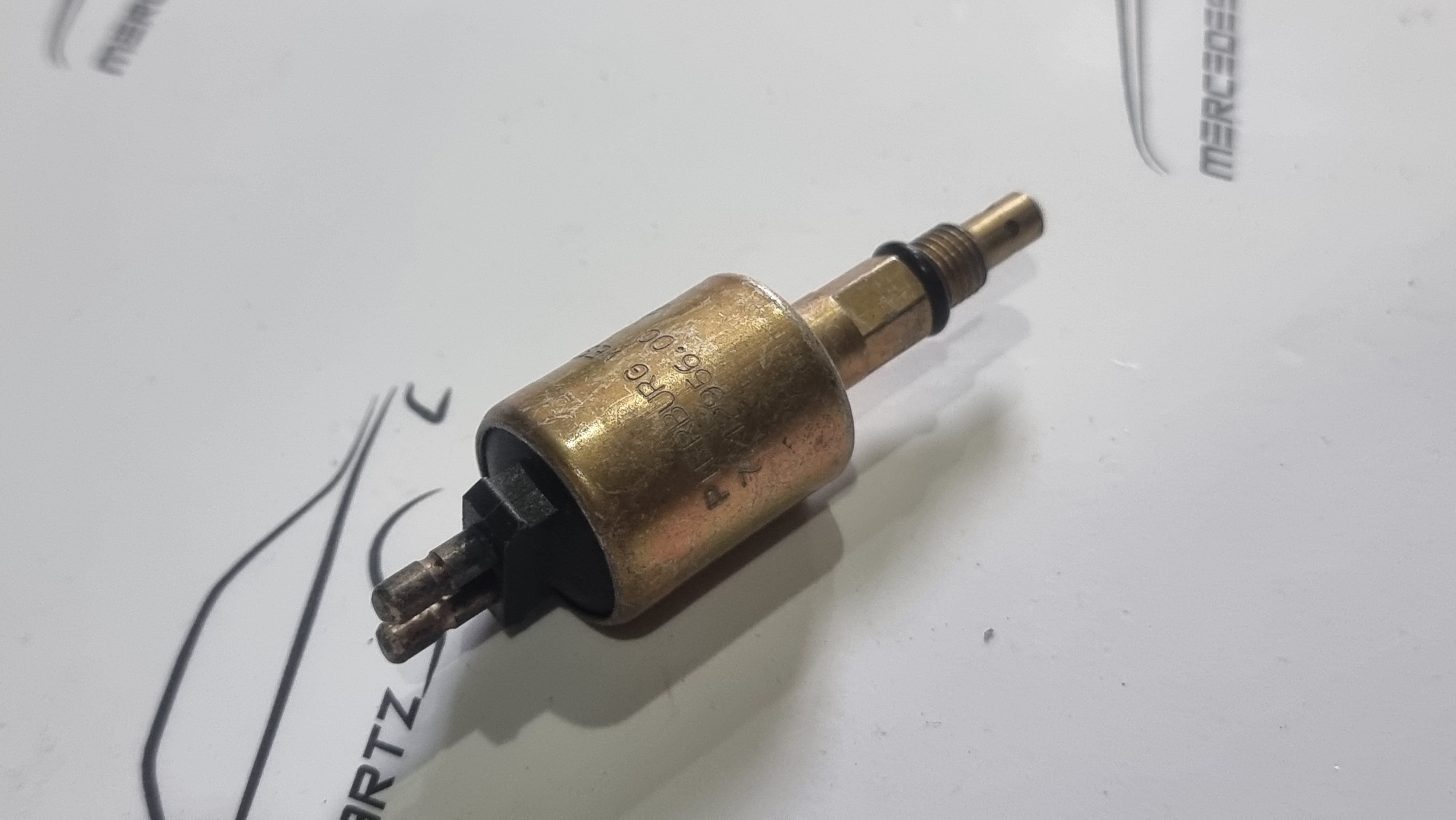 M110 M123 M115 carburetor shut-off valve NOS A0000721117 M110 M110 M123 M115 carburetor shut-off valve NOS A0000721117 M110