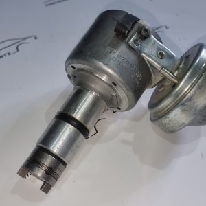 M130 carburetor version ignition distributor NOS Bosch 0231187003 Bosch M130 carburetor version ignition distributor NOS Bosch 0231187003 Bosch