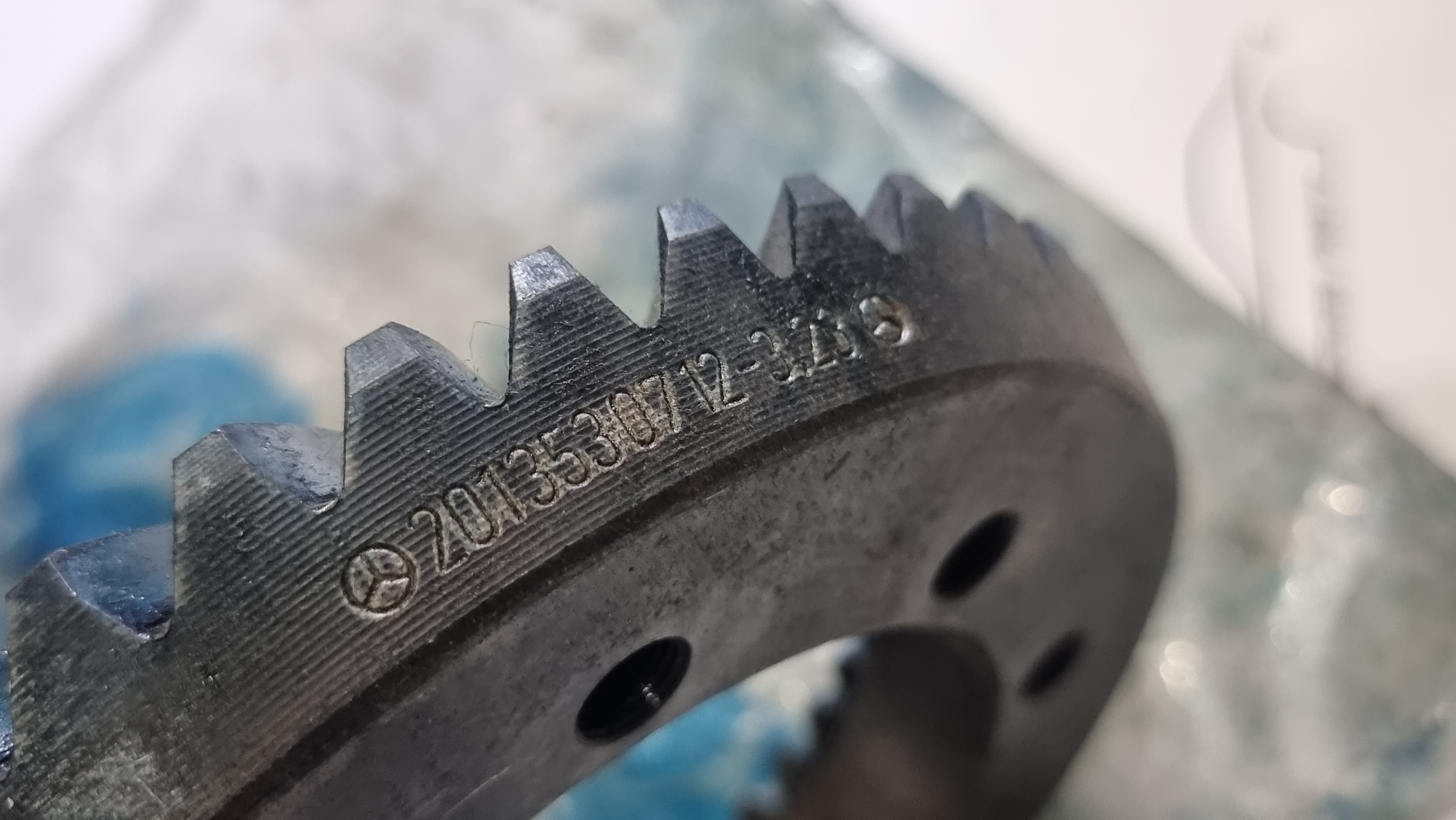 W124 W201 W210 W202 rear axle ring gear crown wheel and pinion 3.23 NOS ...
