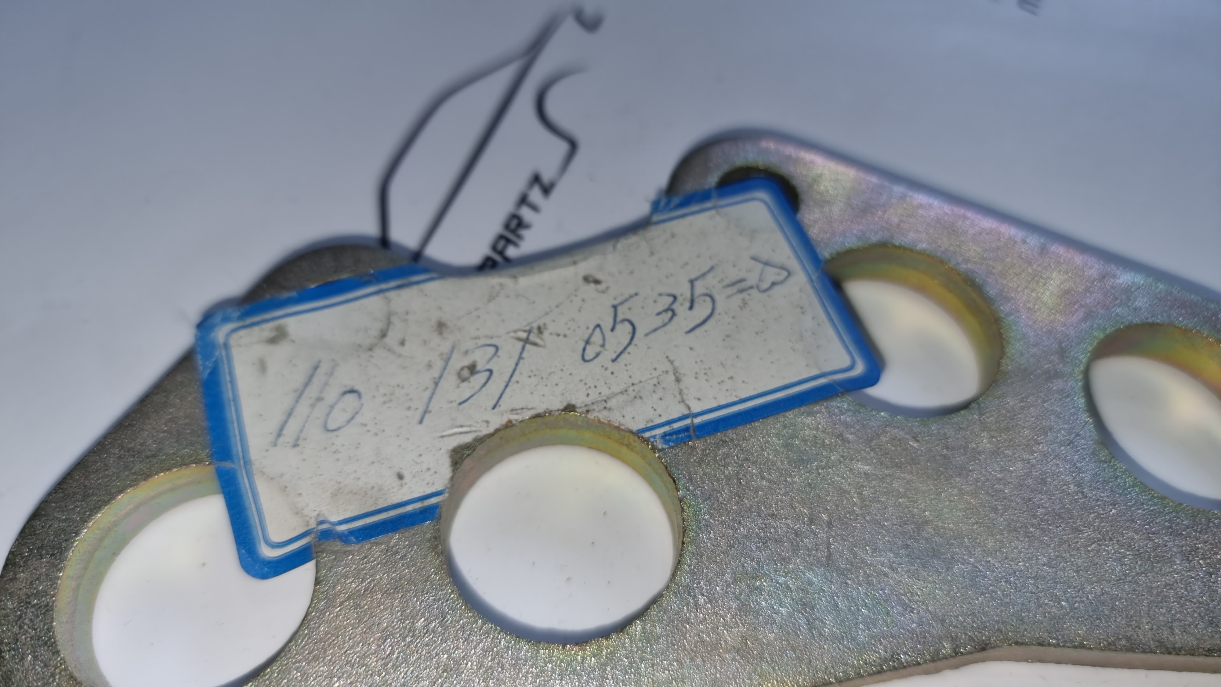 M110 Air compressor support front to 1101300635 NOS Genuine Mercedes Part M110 Air compressor support front to 1101300635 NOS Genuine Mercedes Part