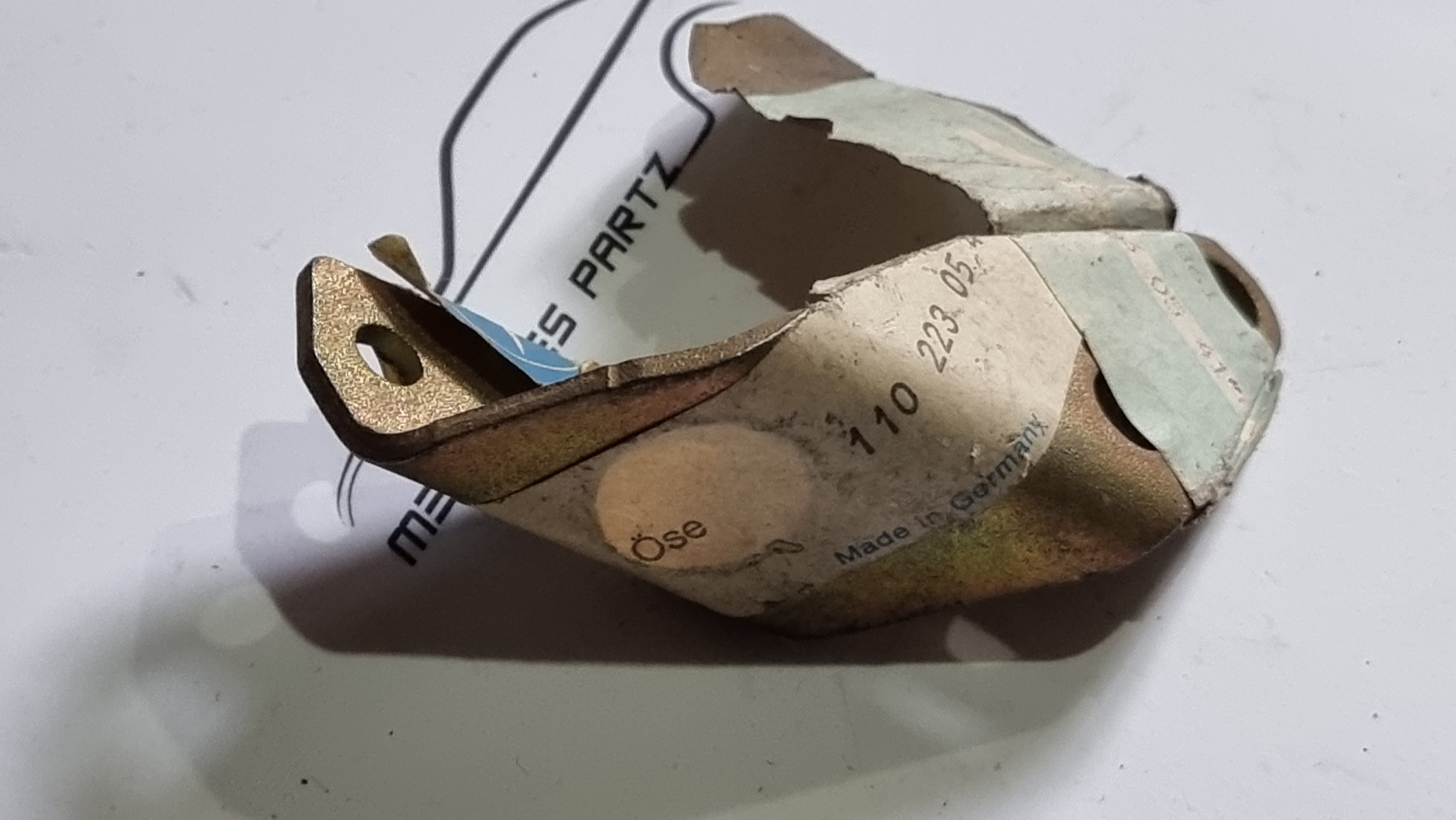 M110 engine suspension eye NOS Genuine Mercedes Part M110 engine suspension eye NOS Genuine Mercedes Part