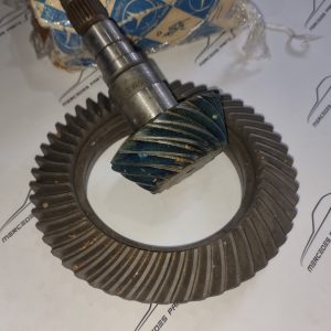 W116 W107 W124 W210 R129 rear axle crown wheel and pinion gear set 3.06 NOS Genuine Mercedes Part
