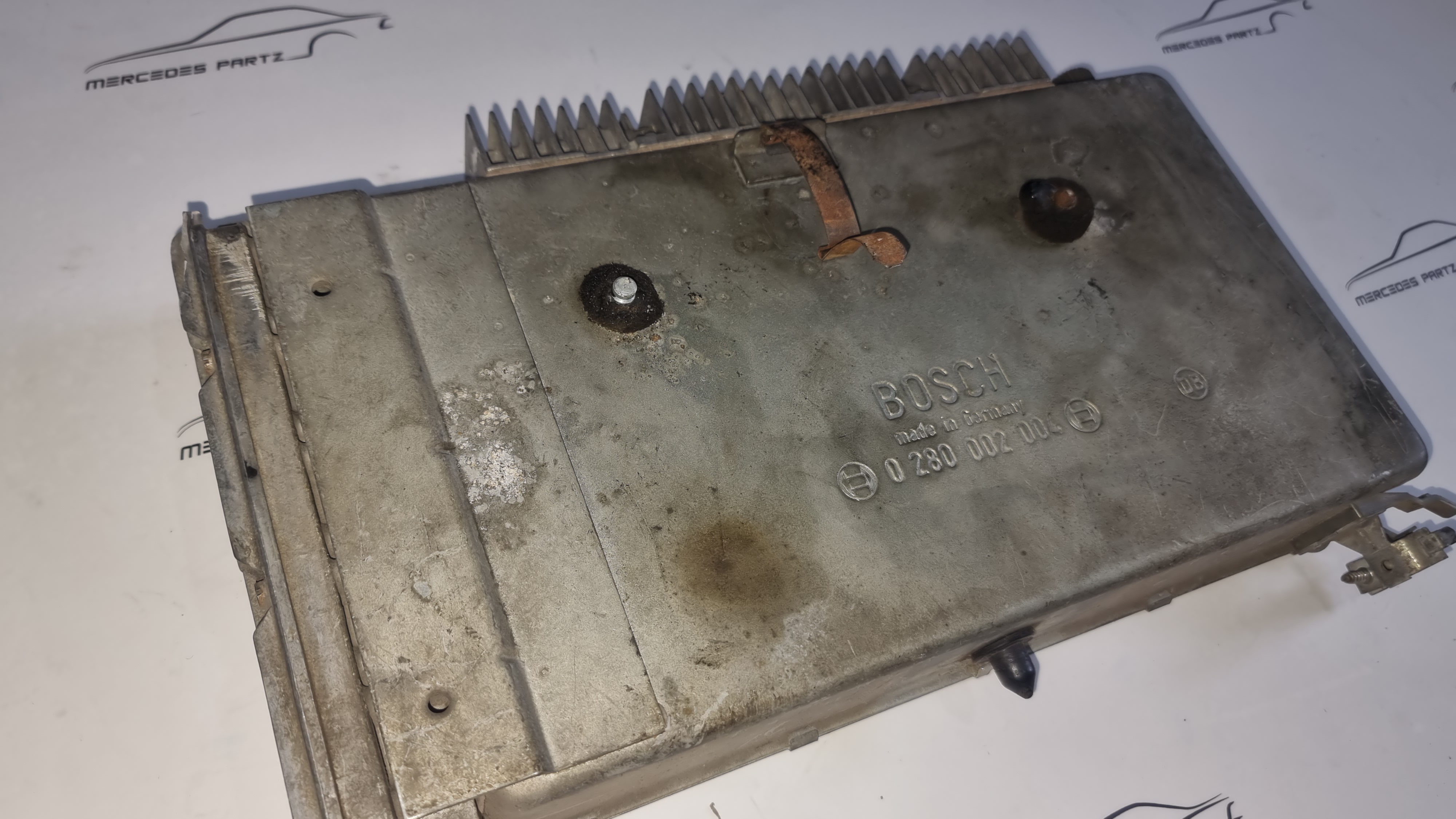 *USED*W111 280SE 3.5 / W107 350SL /C / W109 300SEL 3.5 / W108 control unit ECU Genuine Mercedes Part *USED*W111 280SE 3.5 / W107 350SL /C / W109 300SEL 3.5 / W108 control unit ECU Genuine Mercedes Part