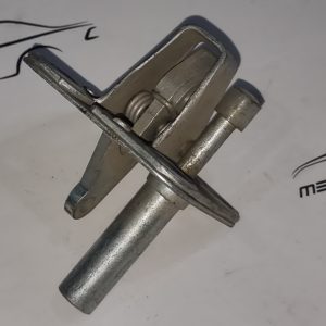 W100 W107 W108 W109 W110 W111 W113 W114 W115 W116 W123 engine hood catch lower part NOS A1158800160 Genuine Mercedes Part W100 W107 W108 W109 W110 W111 W113 W114 W115 W116 W123 engine hood catch lower part NOS A1158800160 Genuine Mercedes Part