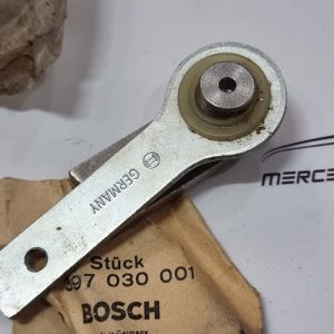 W107 W108 W109 W114 W115 wiper crank NOS Genuine Mercedes Part W107 W108 W109 W114 W115 wiper crank NOS Genuine Mercedes Part