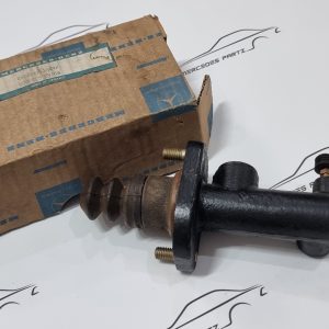 W114 W115 clutch master cylinder NOS Genuine Mercedes Part W114 W115 clutch master cylinder NOS Genuine Mercedes Part