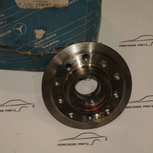 W123 W116 W126 front wheel hub NOS A1163341701 Genuine Mercedes Part W123 W116 W126 front wheel hub NOS A1163341701 Genuine Mercedes Part