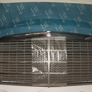 A1238800183 , W123 grille NOS