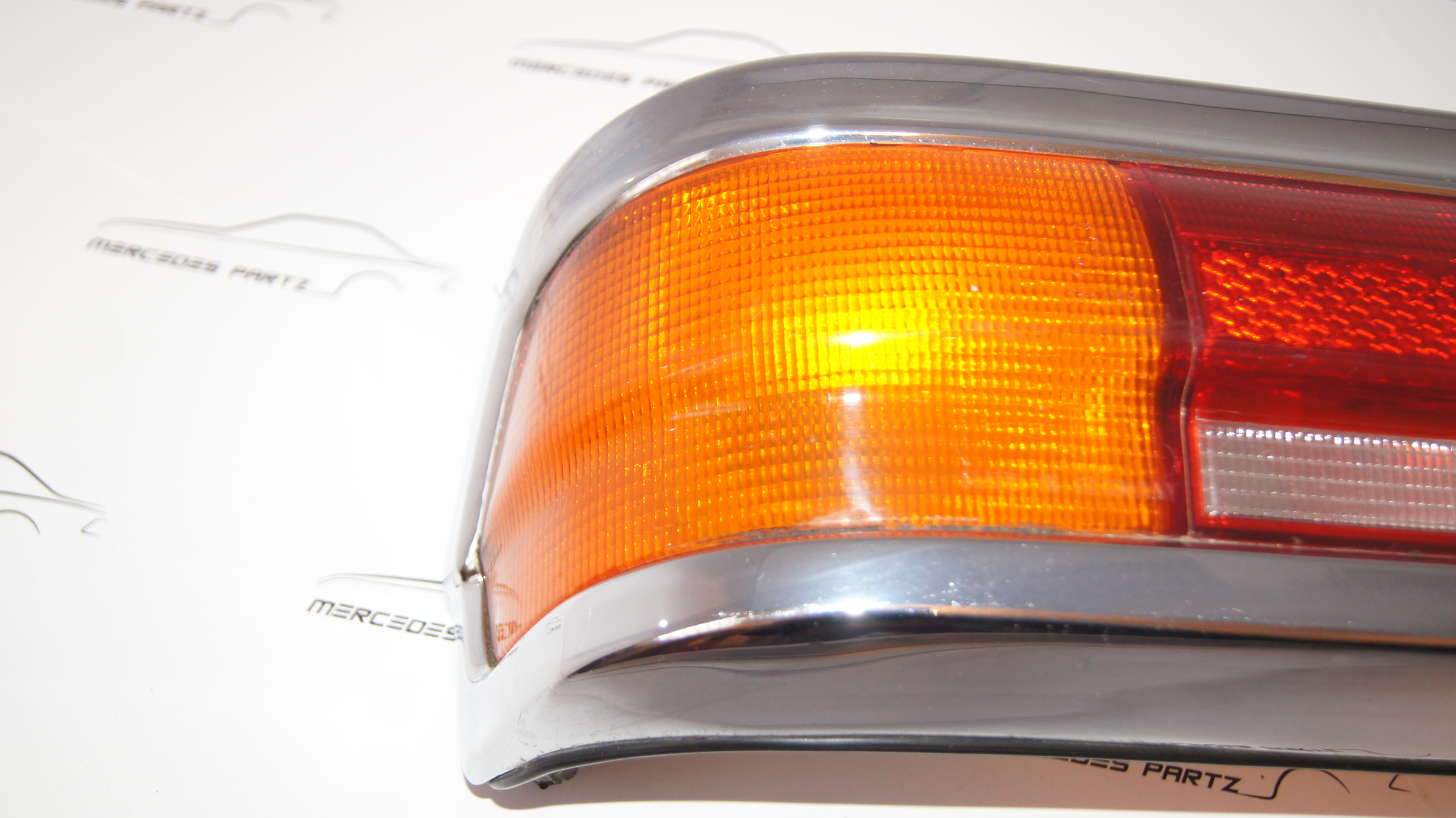 Mercedes-Benz W100 600 / Pullman left taillight Euro Spec NOS Genuine Mercedes Part Mercedes-Benz W100 600 / Pullman left taillight Euro Spec NOS Genuine Mercedes Part