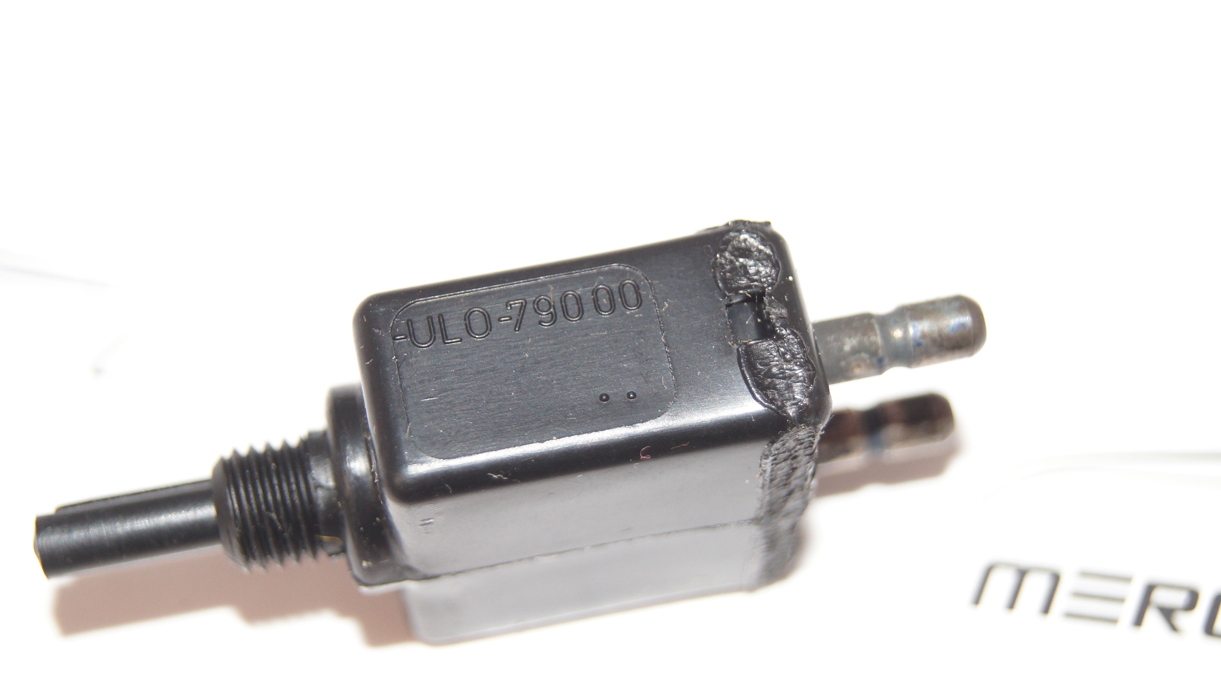 W100 W108 W109 W110 W111 W113 W114 W115 glove compartment contactor switch NEW NOS Genuine Mercedes Part W100 W108 W109 W110 W111 W113 W114 W115 glove compartment contactor switch NEW NOS Genuine Mercedes Part