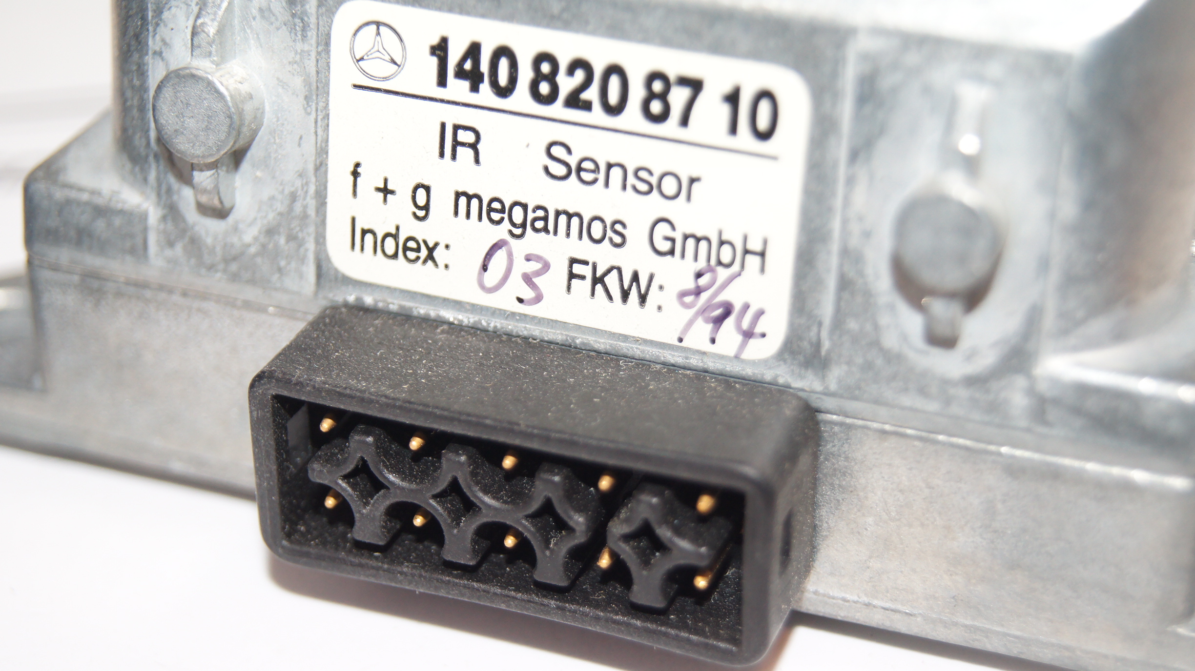 A1408208710 | W140 interior safeguard sensor left NOS IR sensor f+