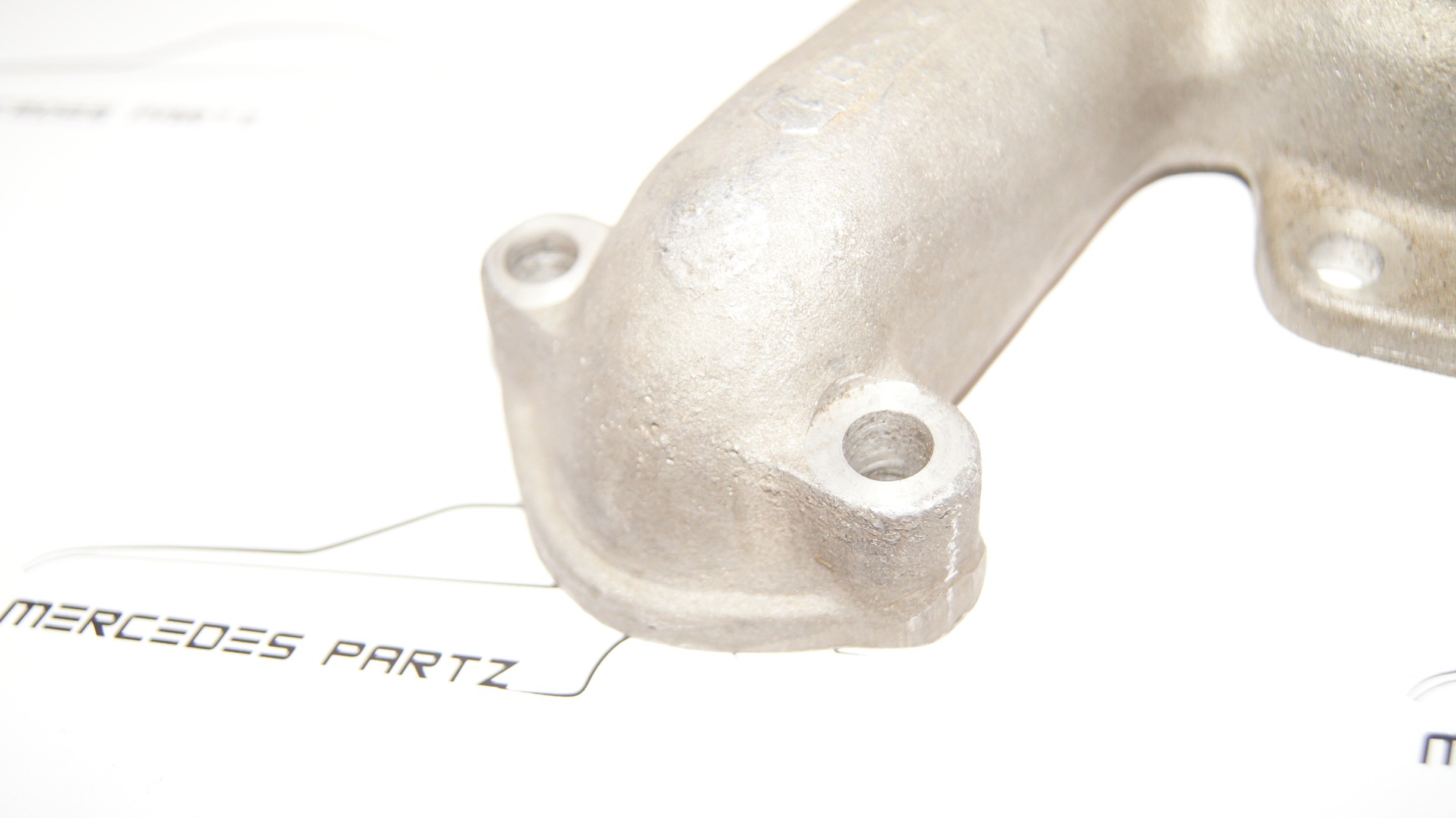 Mercedes-Benz W100 600 / Pullman M100 980 5 belt water pump NOS Genuine Mercedes Part Mercedes-Benz W100 600 / Pullman M100 980 5 belt water pump NOS Genuine Mercedes Part