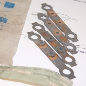 Mercedes-Benz W100 600 / Pullman brake shackle lock plate NOS Genuine Mercedes Part Mercedes-Benz W100 600 / Pullman brake shackle lock plate NOS Genuine Mercedes Part