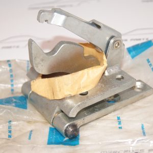 Mercedes-Benz W100 600 front door bottom right hinge NOS Genuine Mercedes Part Mercedes-Benz W100 600 front door bottom right hinge NOS Genuine Mercedes Part
