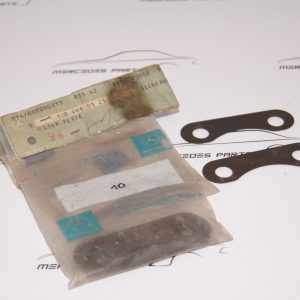 Mercedes-Benz W100 600 propeller shaft and flexplate safety catch NOS Genuine Mercedes Part Mercedes-Benz W100 600 propeller shaft and flexplate safety catch NOS Genuine Mercedes Part