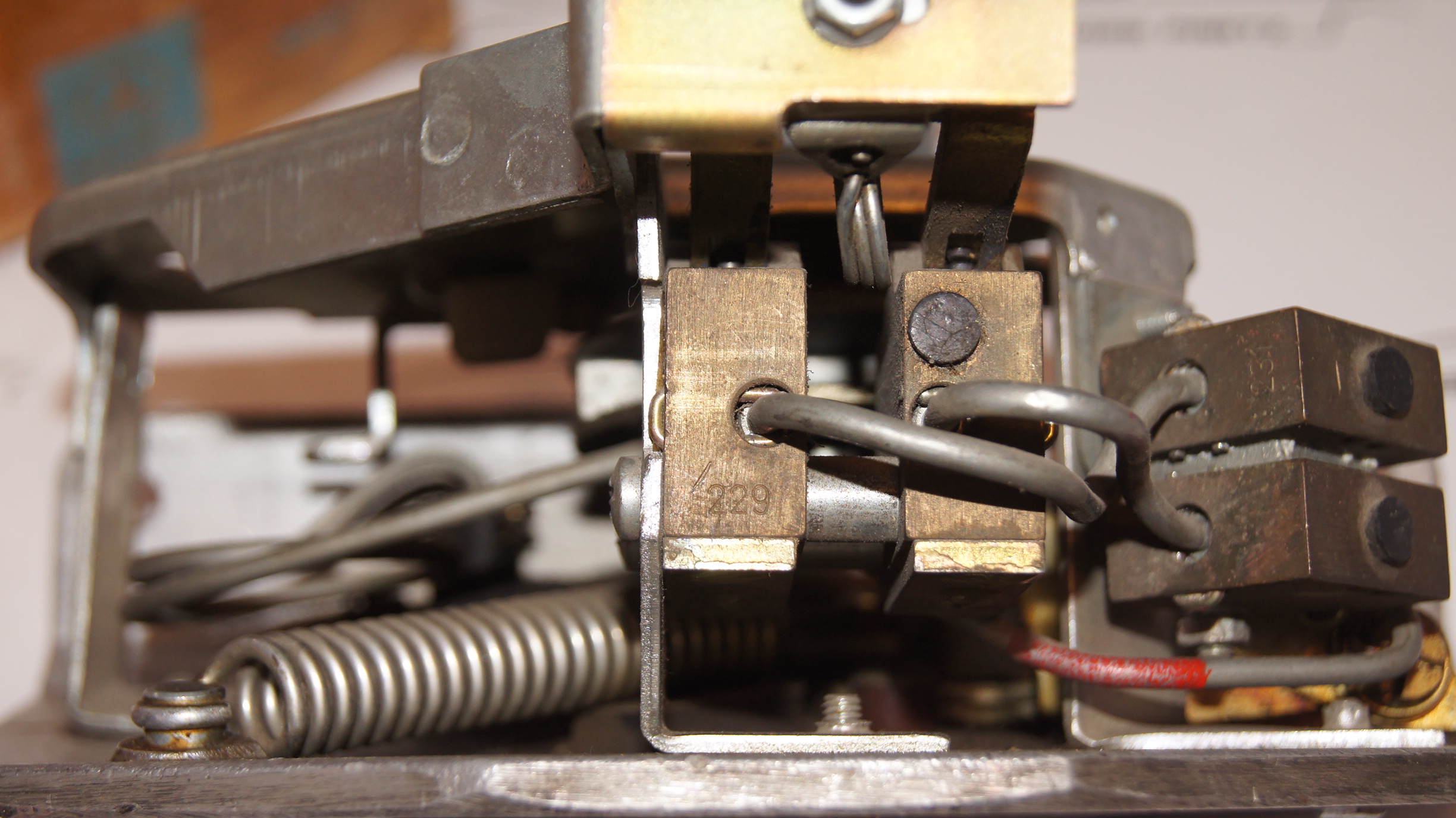 Mercedes-Benz W100 600 / Pullman trunk lid lock without key NOS BOMORO Mercedes-Benz W100 600 / Pullman trunk lid lock without key NOS BOMORO