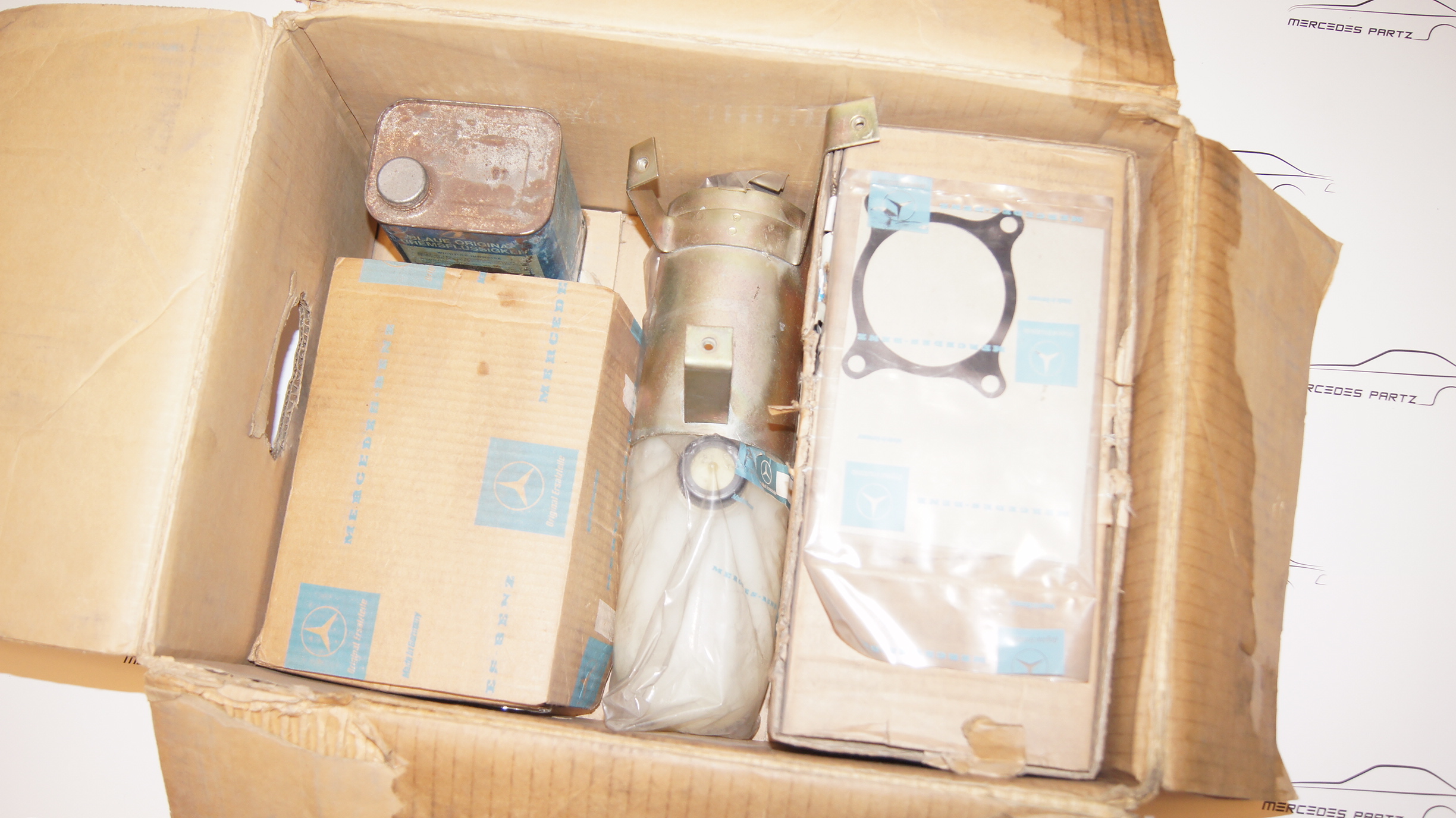 Mercedes-Benz W100 600 / Pullman Brake booster kit NOS Genuine Mercedes Part Mercedes-Benz W100 600 / Pullman Brake booster kit NOS Genuine Mercedes Part