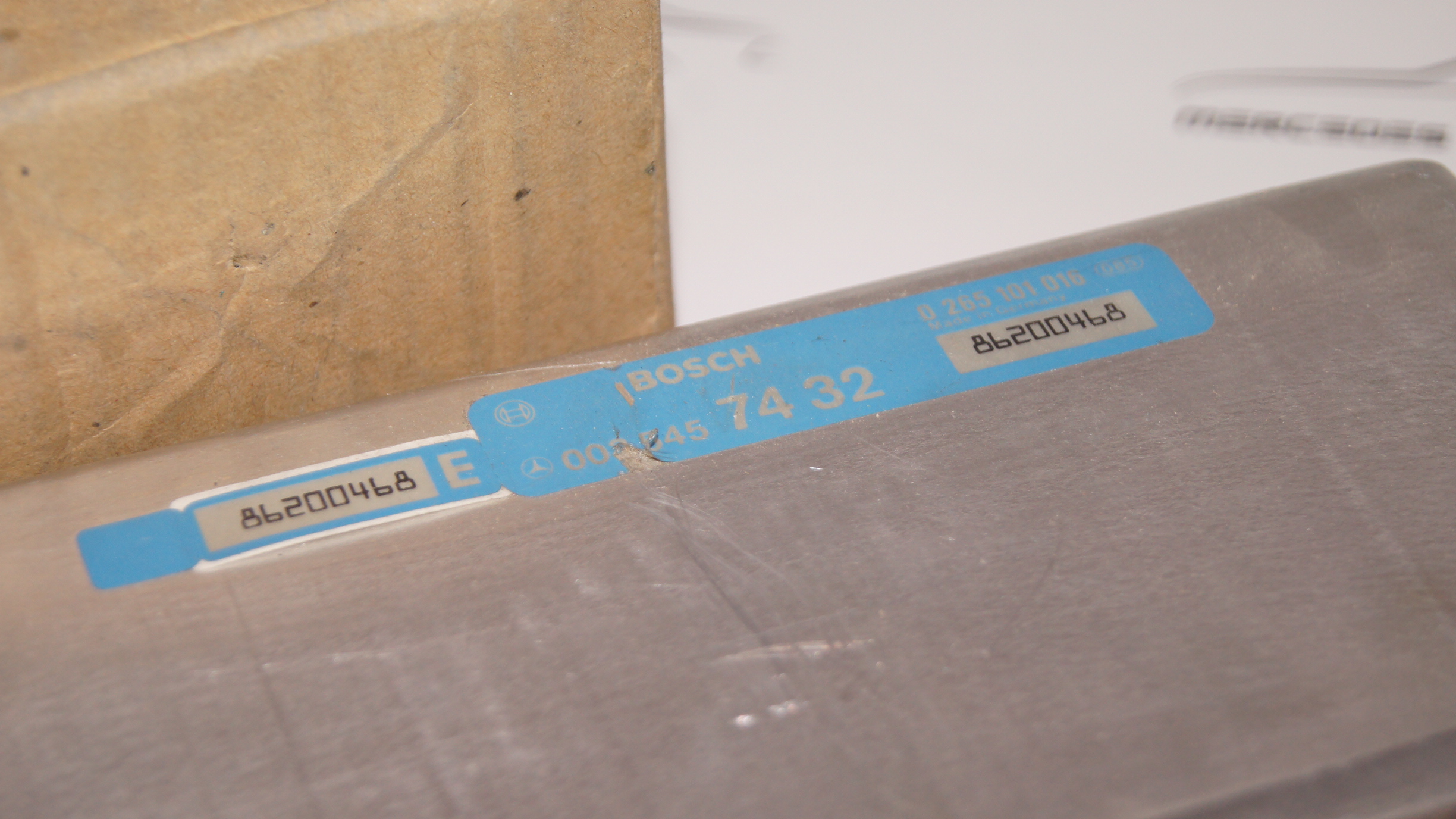 W201 W124 W126 r129 ABS control unit NOS NEW Genuine Mercedes Part W201 W124 W126 r129 ABS control unit NOS NEW Genuine Mercedes Part