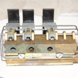 Mercedes-Benz W100 600 PULLMAN 100.016 rear right door windows switch NOS Bosch Mercedes-Benz W100 600 PULLMAN 100.016 rear right door windows switch NOS Bosch