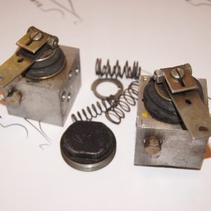 2x W116 W126 HPF height controller suspension valve USED needs overhauling   needs to get overhauled before installing it. price for 2 shown valve Genuine Mercedes Part