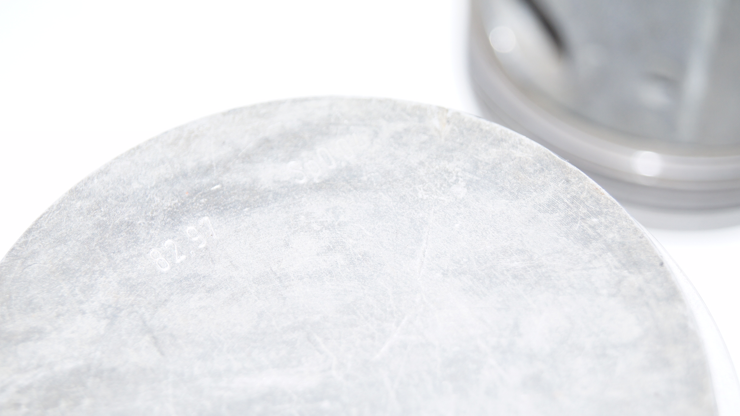 Mercedes-Benz M127.981 230SL piston set repair size 2 +1.00 83.00mm 82.97mm (early models till model 67) NOS Genuine Mercedes Part Mercedes-Benz M127.981 230SL piston set repair size 2 +1.00 83.00mm 82.97mm (early models till model 67) NOS Genuine Mercedes Part