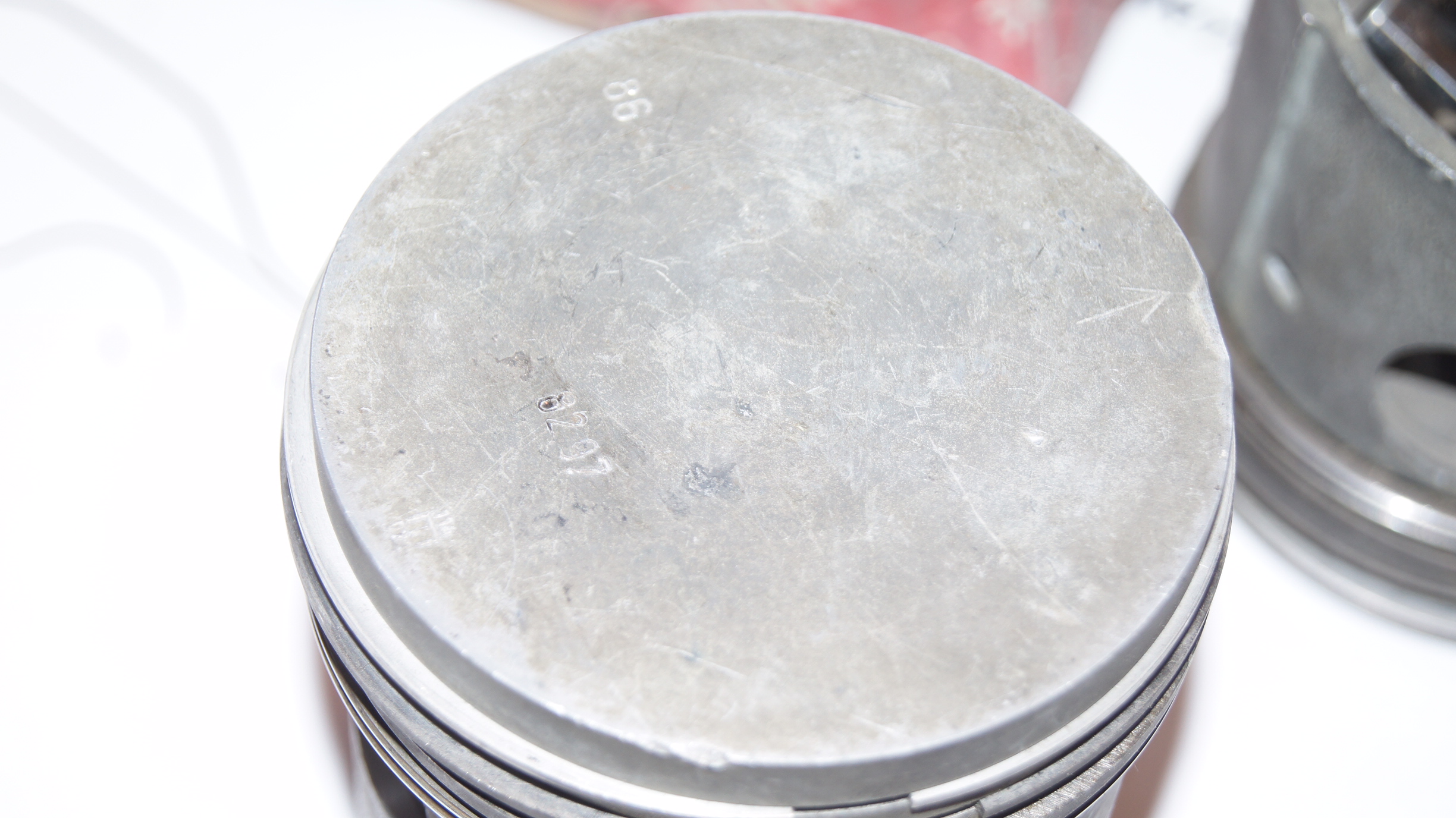 Mercedes-Benz M127.981 230SL piston set repair size 2 +1.00 83.00mm 82.97mm (early models till model 67) NOS Genuine Mercedes Part Mercedes-Benz M127.981 230SL piston set repair size 2 +1.00 83.00mm 82.97mm (early models till model 67) NOS Genuine Mercedes Part