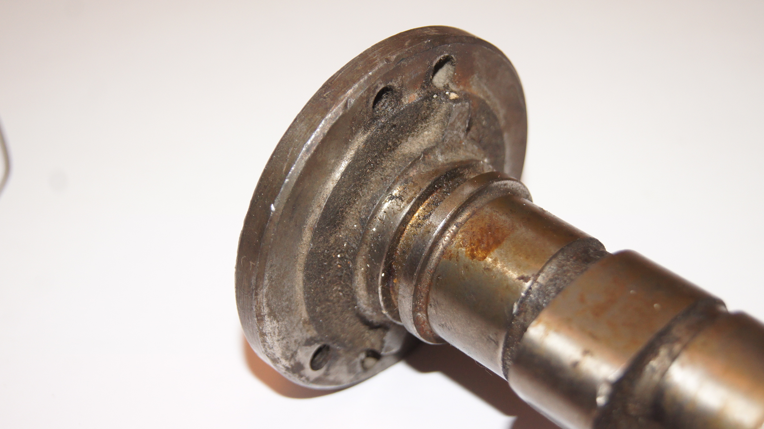 M103 camshaft NOS Genuine Mercedes Part M103 camshaft NOS Genuine Mercedes Part