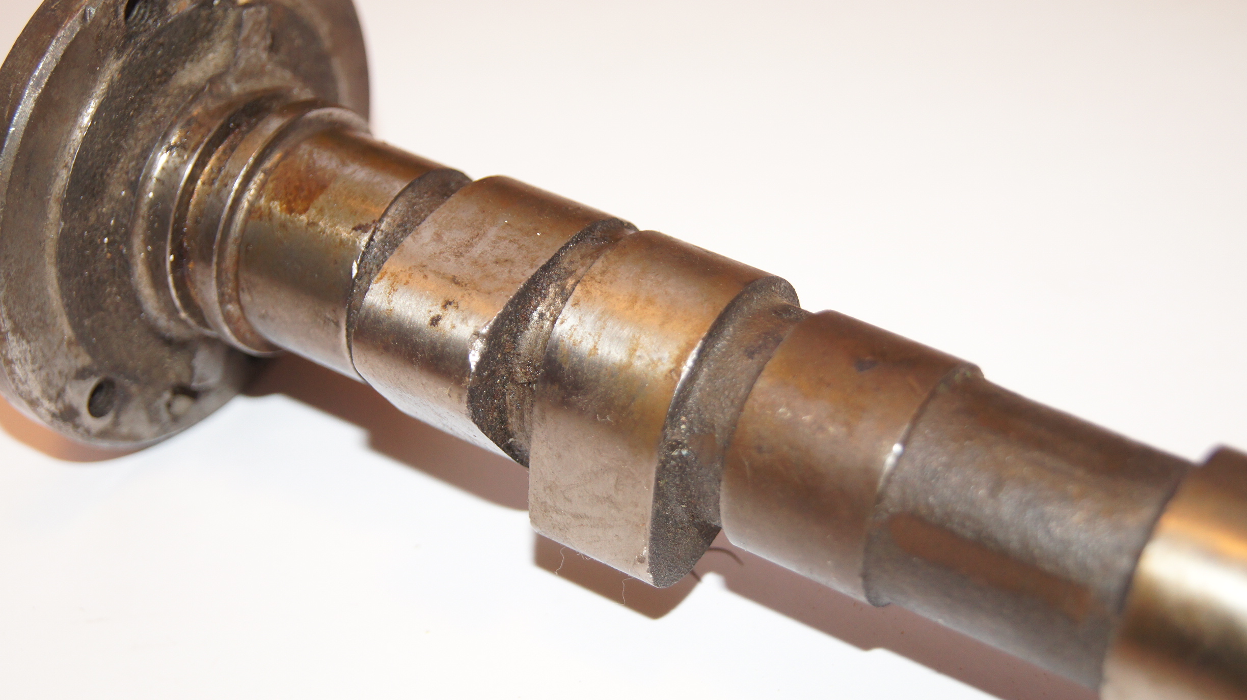 M103 camshaft NOS Genuine Mercedes Part M103 camshaft NOS Genuine Mercedes Part