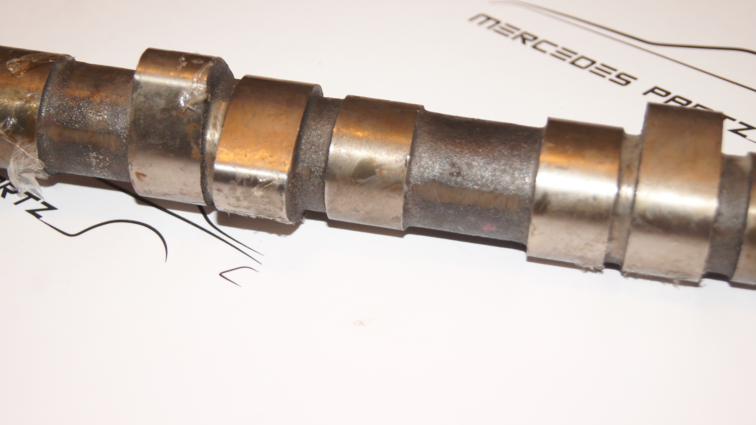 M103 camshaft NOS Genuine Mercedes Part M103 camshaft NOS Genuine Mercedes Part