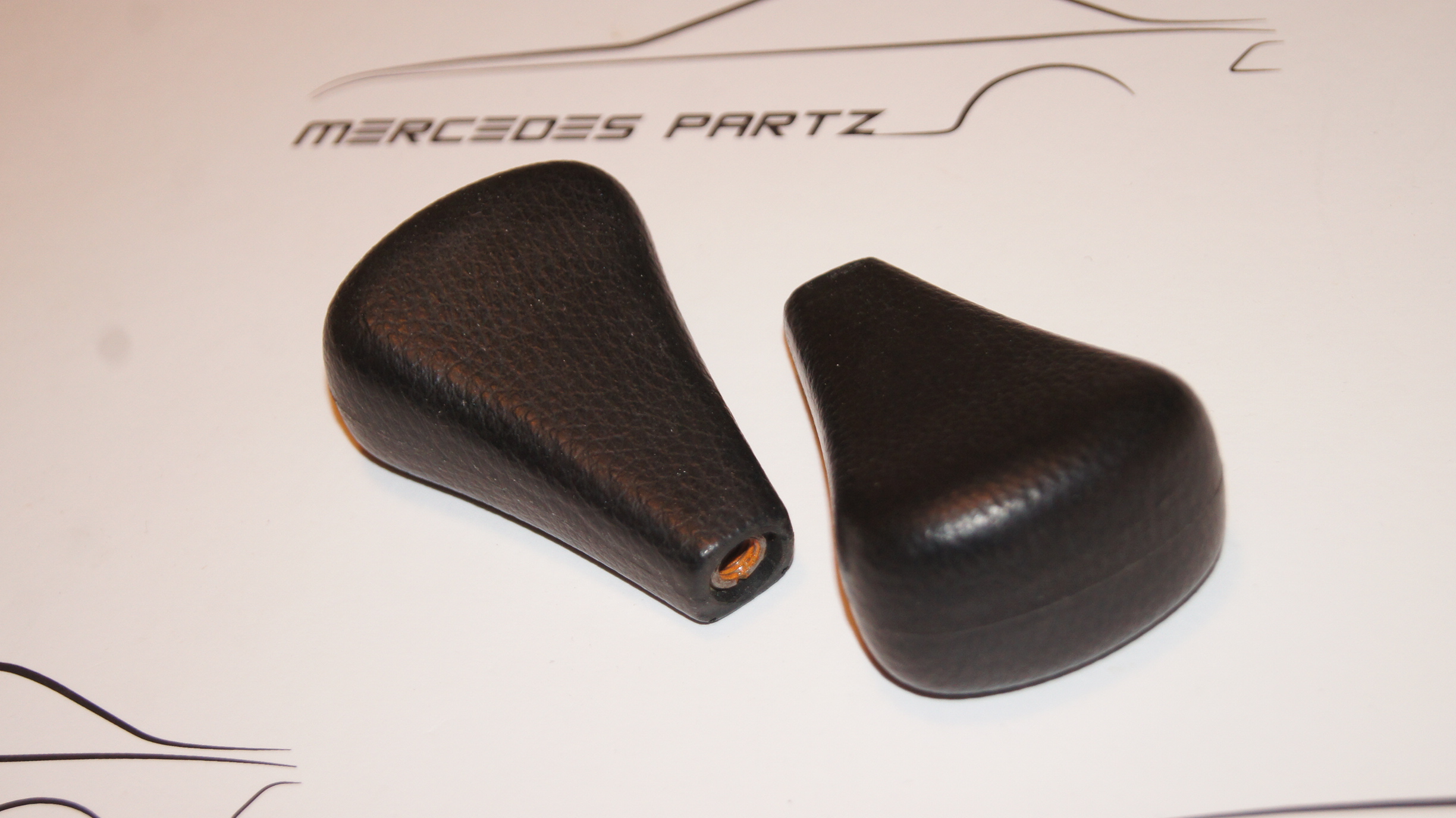 W100 W108 W109 W110 W111 W114 W115 column shift textured Plastic Shift Knob NOS Genuine Mercedes Part W100 W108 W109 W110 W111 W114 W115 column shift textured Plastic Shift Knob NOS Genuine Mercedes Part