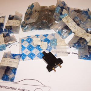 17 PCS Thermal circuit breaker manual release NEW NOS ORIGINAL MERCEDES-BENZ ***WHOLE SALE***FREE SHIPPING*** FREE SHIPPING 17 PCS Thermal circuit breaker manual release NEW NOS ORIGINAL MERCEDES-BENZ ***WHOLE SALE***FREE SHIPPING*** FREE SHIPPING