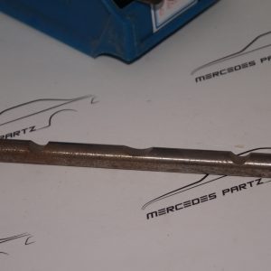 OM615 OM616 OM617 OM621 rocker arm spindle NEW NOS Genuine Mercedes Part OM615 OM616 OM617 OM621 rocker arm spindle NEW NOS Genuine Mercedes Part