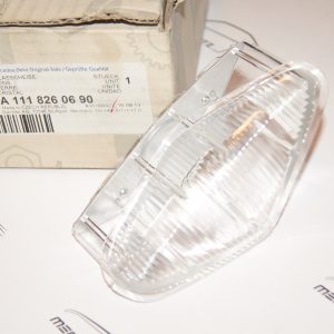 A1118260690 W108 W109 W111 W112 headlight lens right NEW NOS Genuine Mercedes Part A1118260690 W108 W109 W111 W112 headlight lens right NEW NOS Genuine Mercedes Part