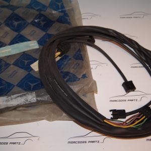 W201 right headlight wiring harness cable NEW NOS Genuine Mercedes Part W201 right headlight wiring harness cable NEW NOS Genuine Mercedes Part