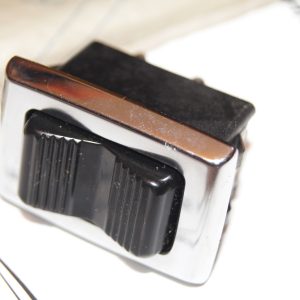 W107 W108 W109 W123 W116 W114 W115 window switch NOS NEW GENUINE Mercedes-Benz Genuine Mercedes Part W107 W108 W109 W123 W116 W114 W115 window switch NOS NEW GENUINE Mercedes-Benz Genuine Mercedes Part